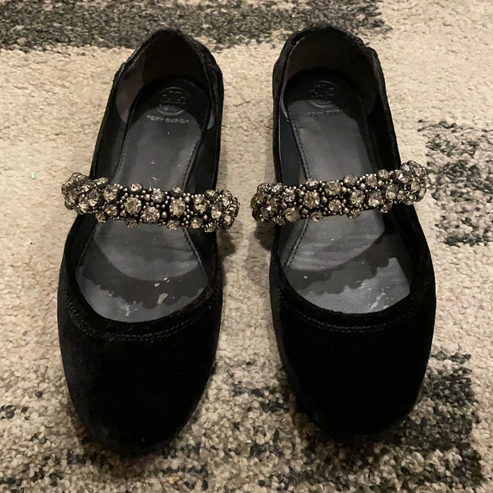 Tory Burch black ballets flats in great condition